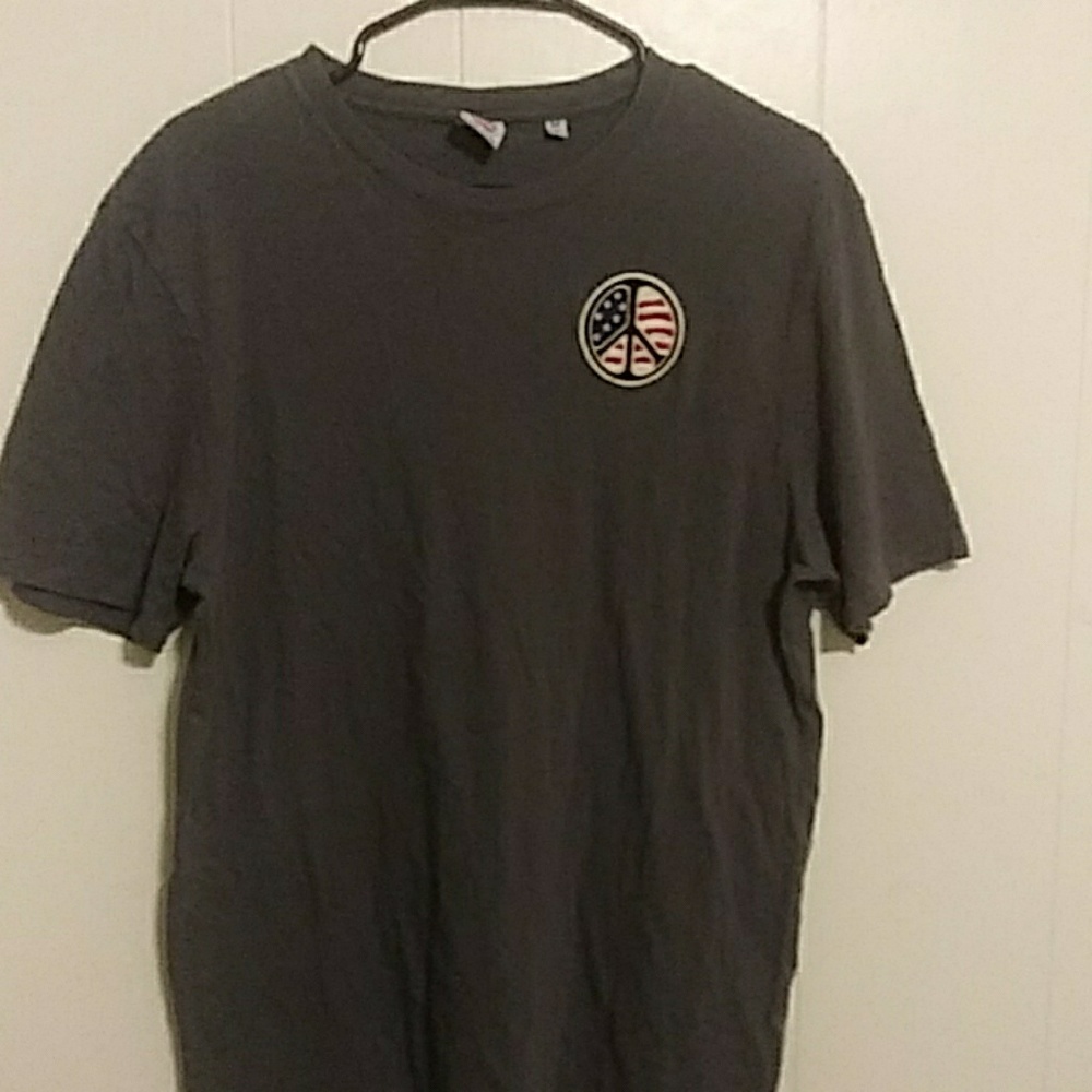 Junk Food T-Shirt size Medium